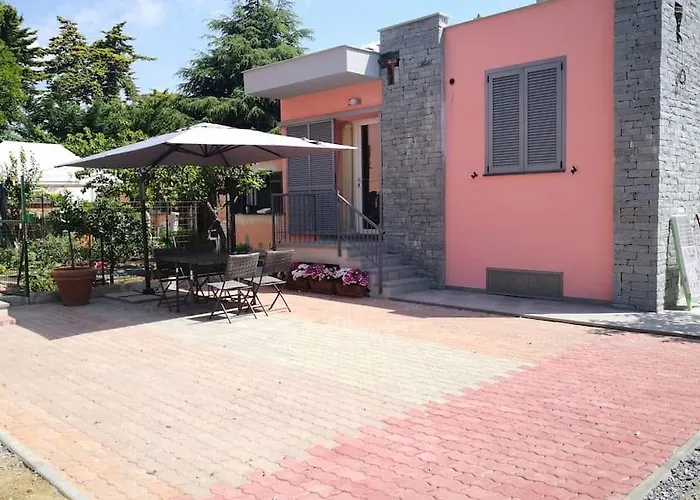 Laura Al Mare * San Bartolomeo Al Mare